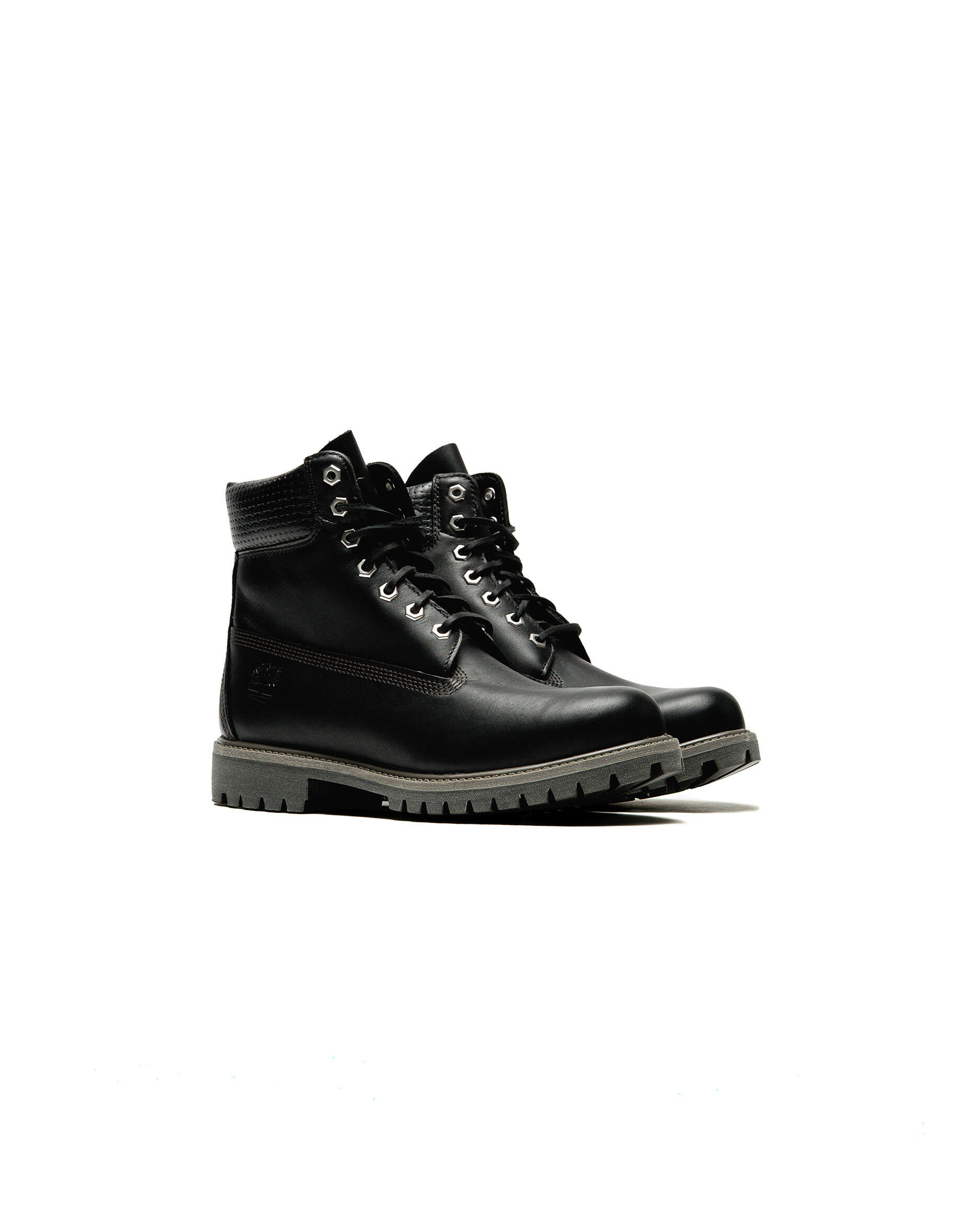 Timberland Black leather waterproof Boots with lace up design. Timberland Premium 6 INCH LACE UP WATERPROOF BOOT  main image 2