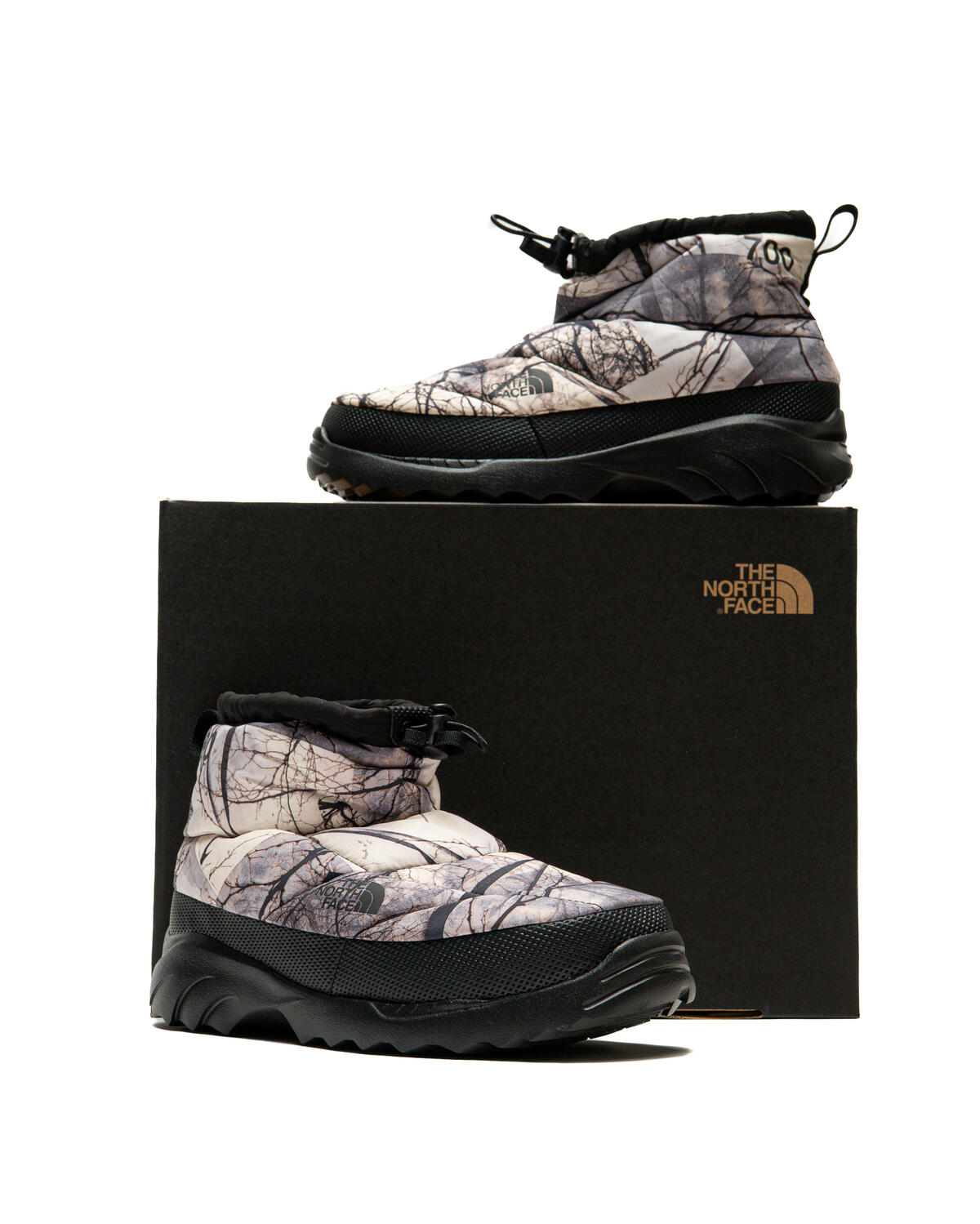 The North Face Puffy Moonboots 8 or Euro 40.5 Grunge Streetwear Camouflage The North Face Nuptse Traction Chukka Shoes - camo (image  main image 4
