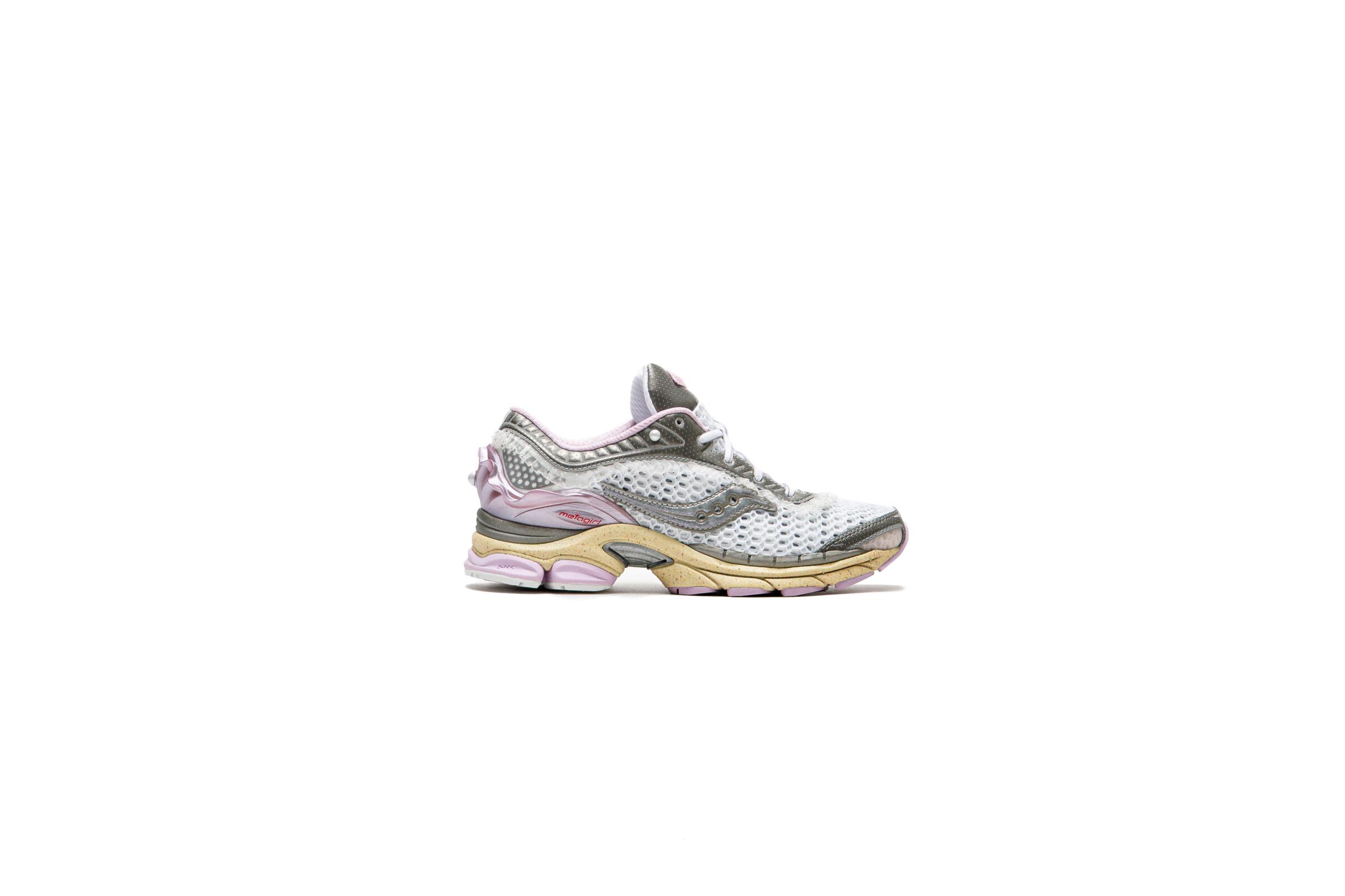 Saucony x Metagirl WMNS PROGRID PARAMOUNT ‘Daughter of the Moon’