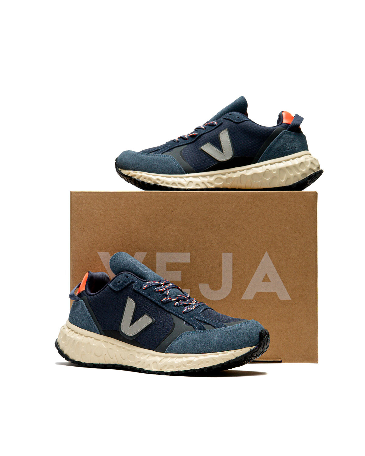 Veja x F/CE Condor Royale - Image 9