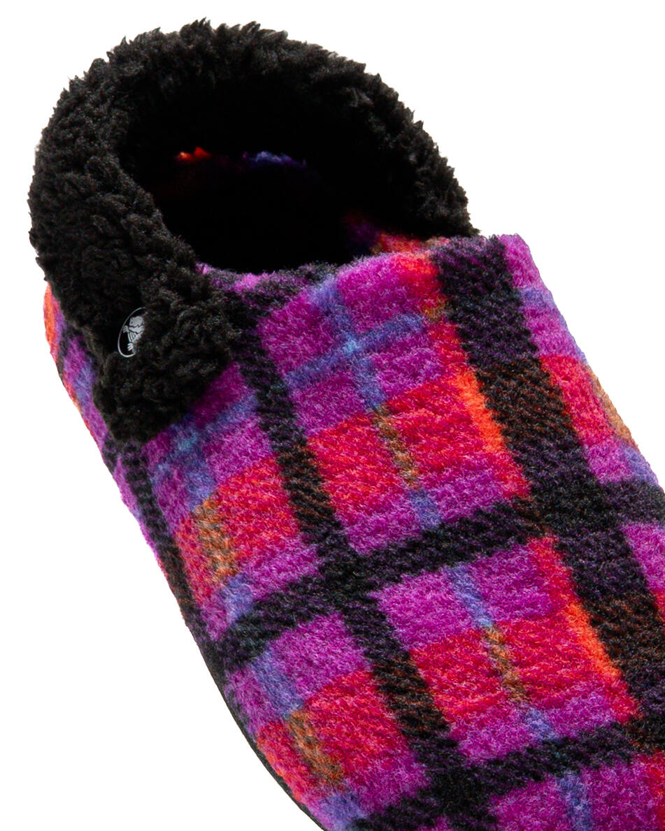 Crocs Classic Cozzzy Plaid Slipper - Image 6