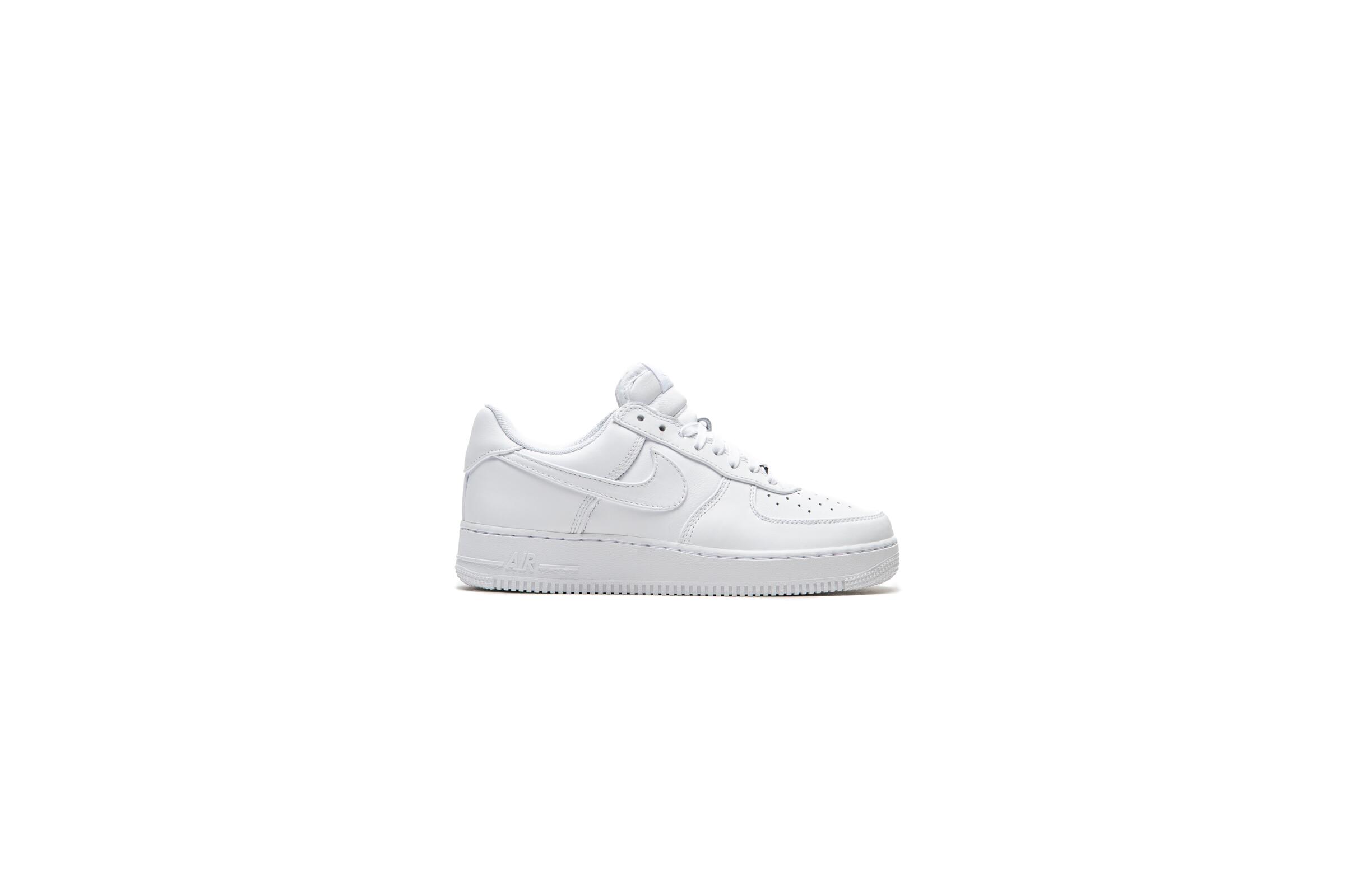 Nike AIR FORCE 1 LOW RETRO PRM ‘Triple ‘