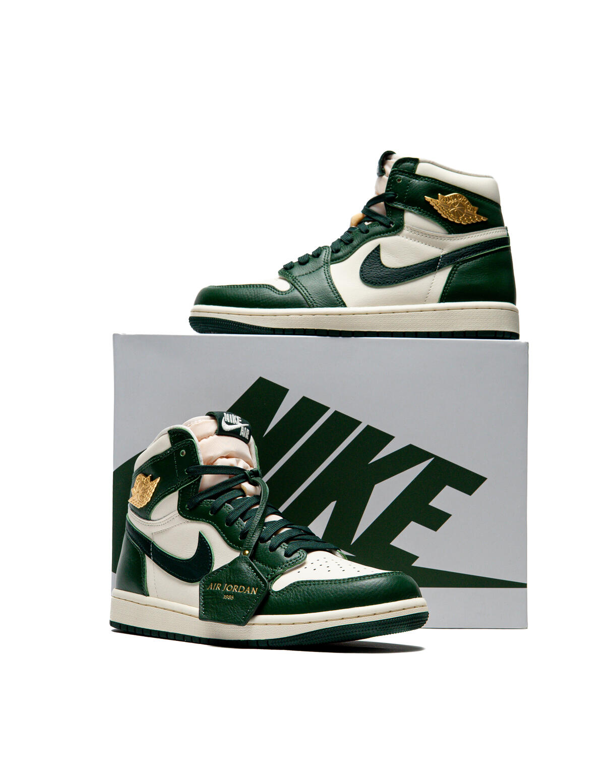 Jordan WMNS Air Jordan 1 Retro High OG - Fir / Coconut Milk / Pro Green - Image 118