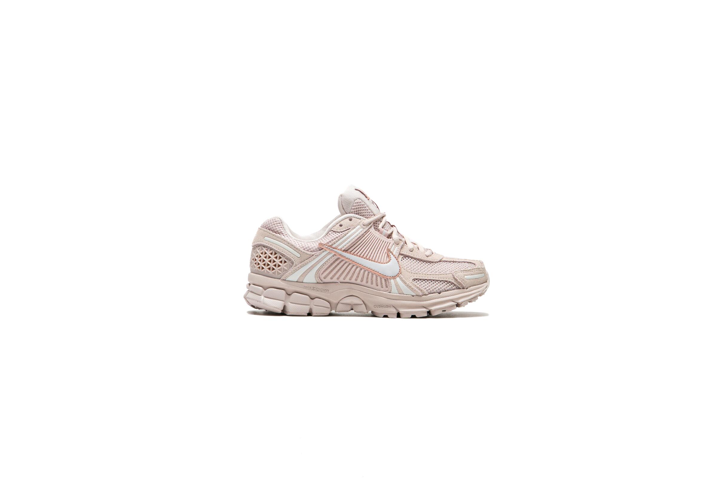 Nike WMNS Zoom Vomero 5