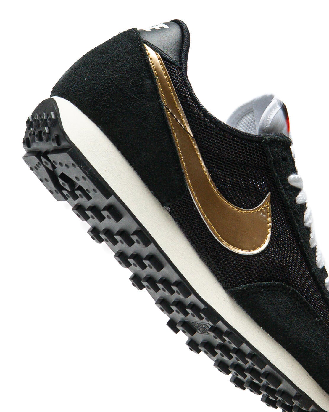 Nike Daybreak SP Black Metallic Gold - Image 16