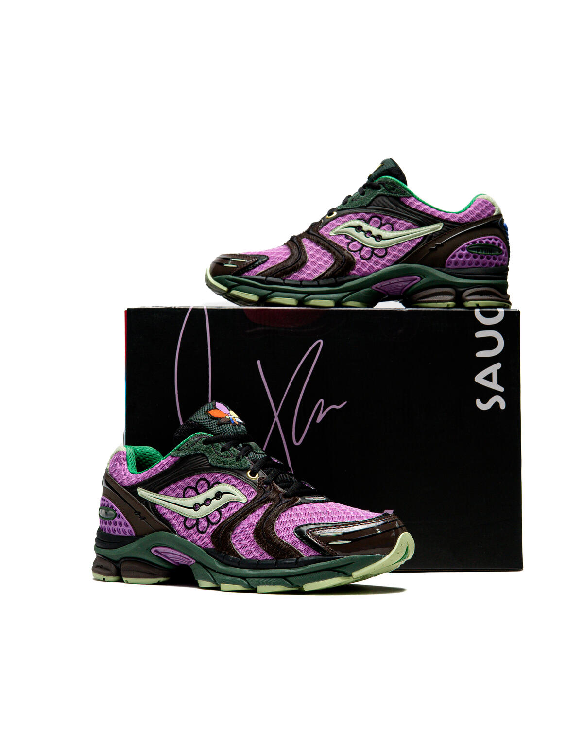 Saucony Progrid Triumph 4 'Jae Tips' - Image 6