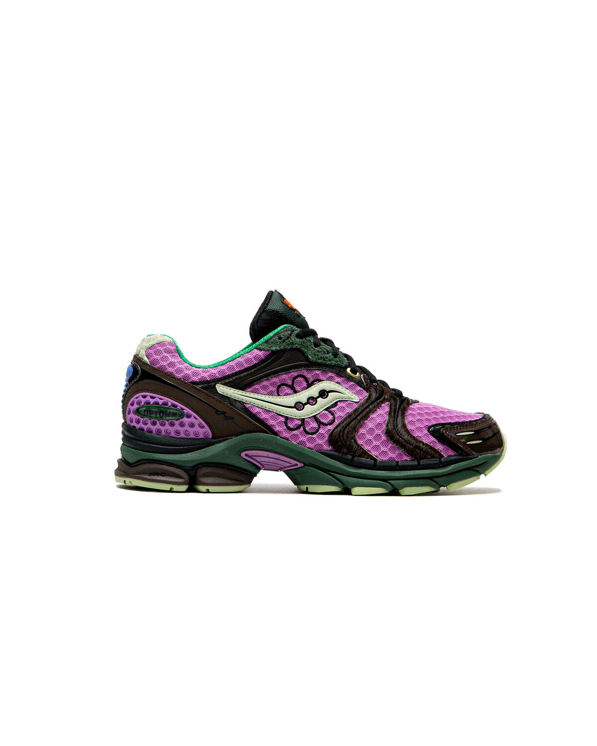 Saucony Progrid Triumph 4 'Jae Tips' - Image 1