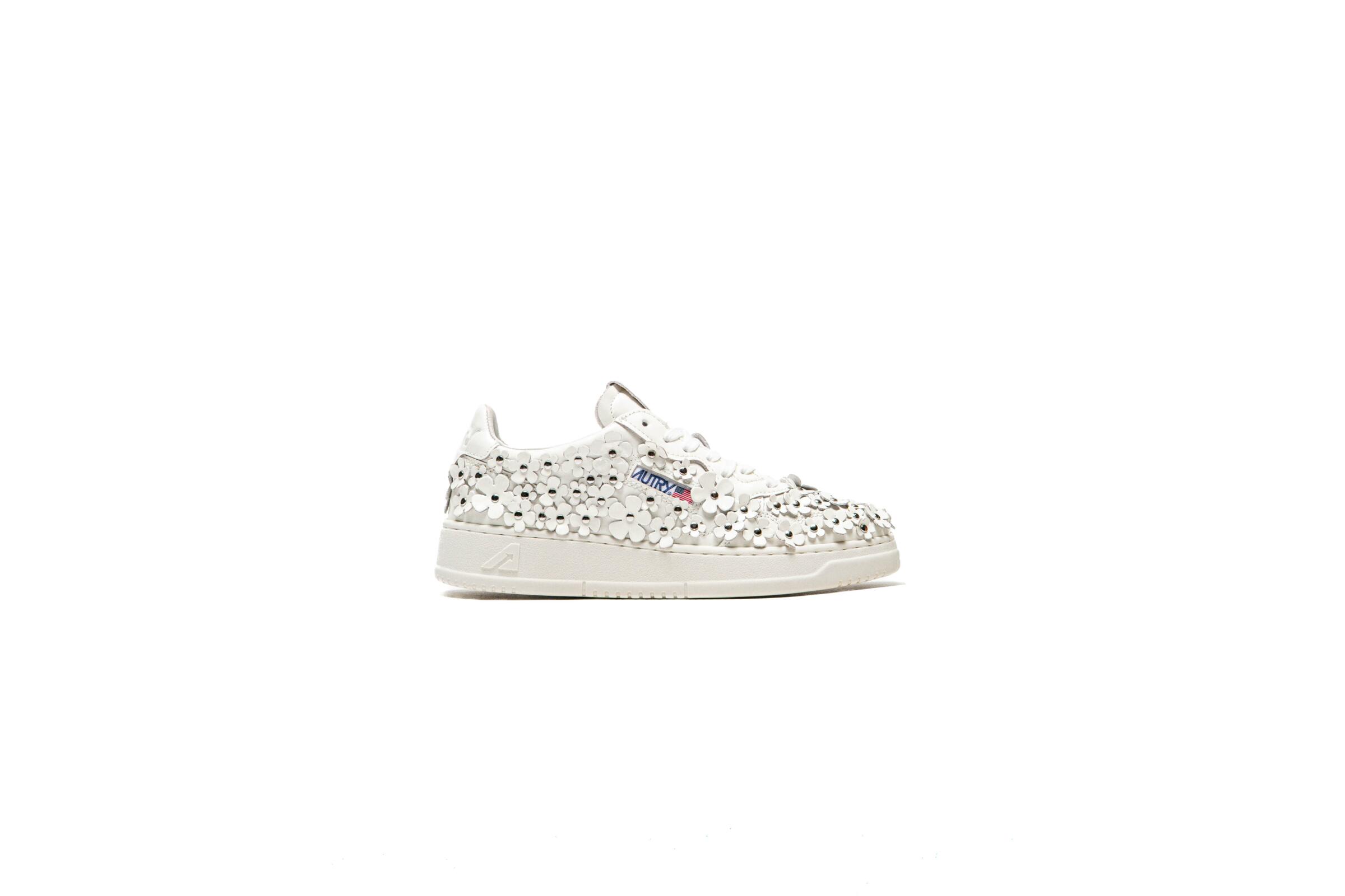 Autry Action Shoes WMNS MEDALIST LOW ‘Blooming’