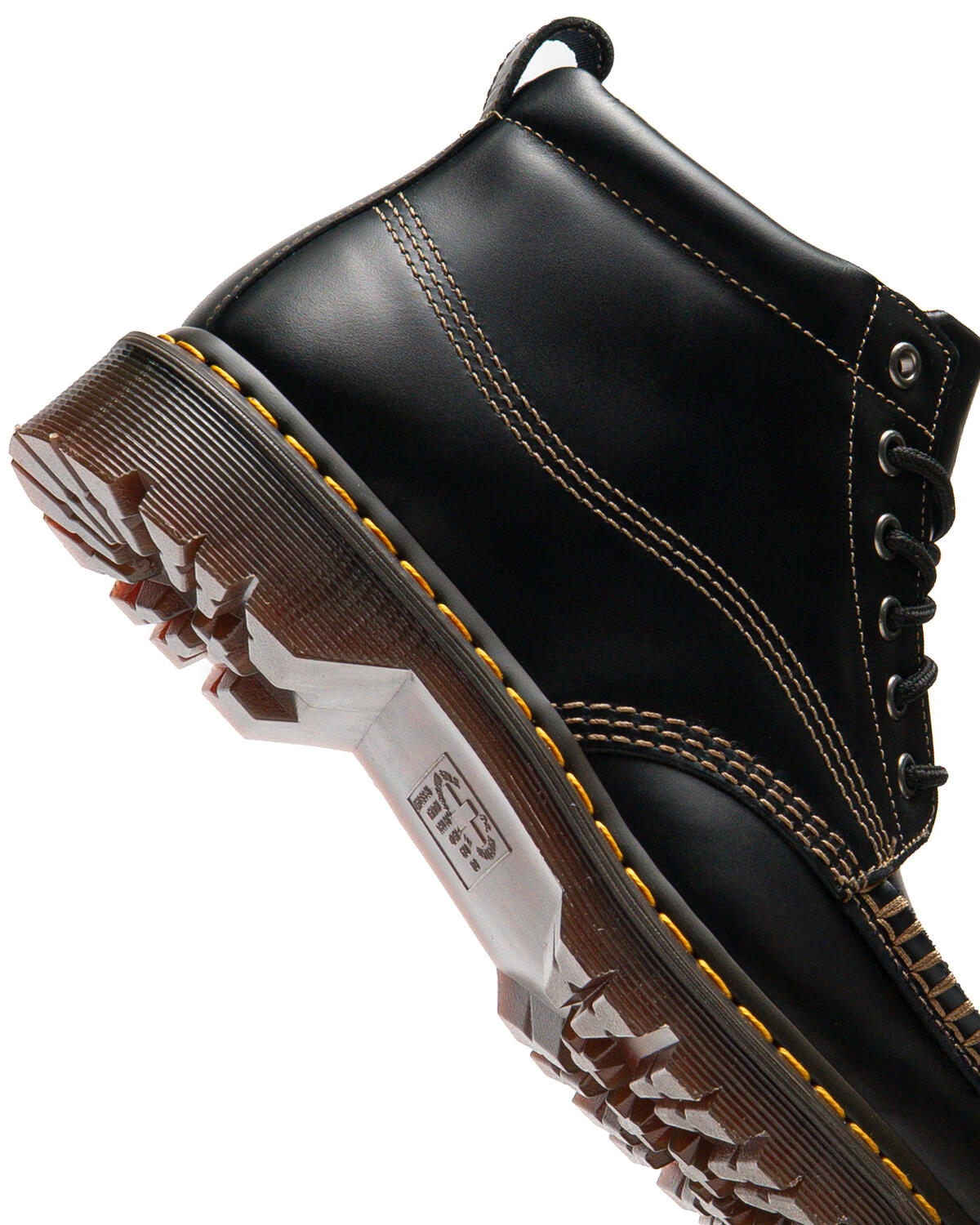 DR MARTENS Oxford Shoes 6-Eyelet Leather Casual Chukka Brookline Dr Martens Leather 6-Eyelet Chukka Boots main image 2