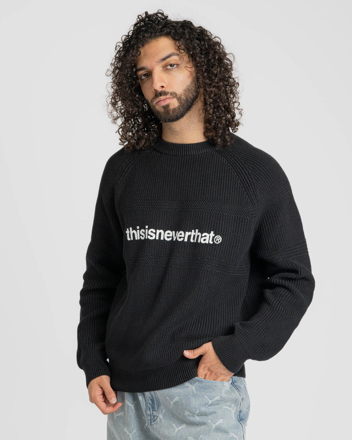 Thisisneverthat T-Logo Knit Sweater | TN253KKNPK01-BLK | AFEW STORE