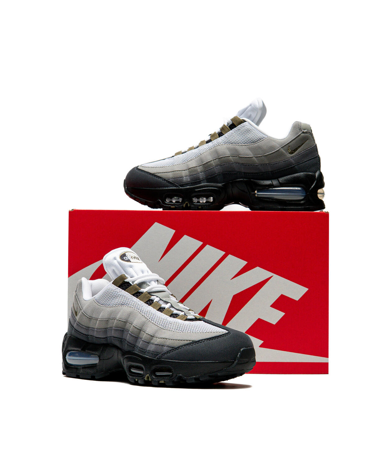 Nike Air Max 95 OG Black/Medium Olive (Women's) - Image 56