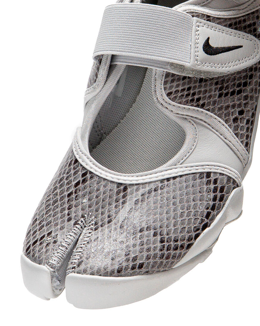 Nike Air Rift Photon Dust/Black (Women's) - Image 15