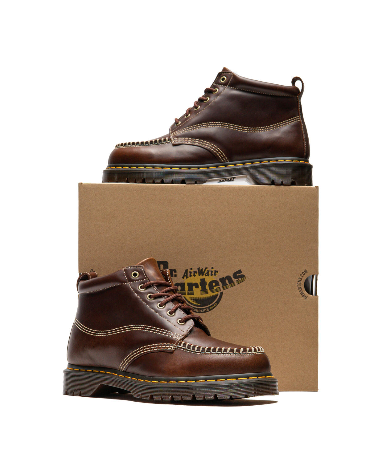 Dr Martens Dark Brown Leather Moc Toe Chukka Boots AirWair Sole Mens Mens Dr Martens Brookline Soft Chukka Boots In Brown  main image 2