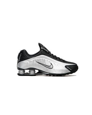 Nike Shox R4