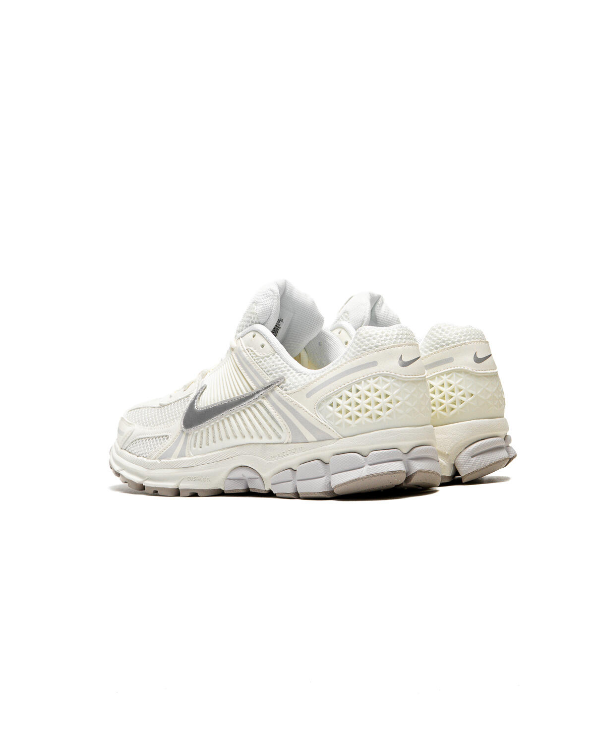 Nike Zoom Vomero 5 Sail/Metallic Silver/Vast Grey - Image 42