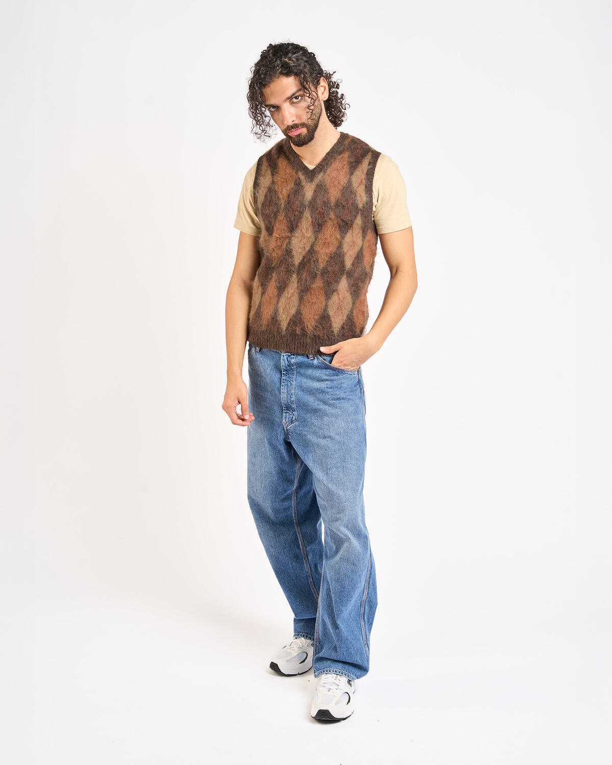 Beams+ Knit Vest Double Jacquard Argyle Pattern Mohair - Image 3