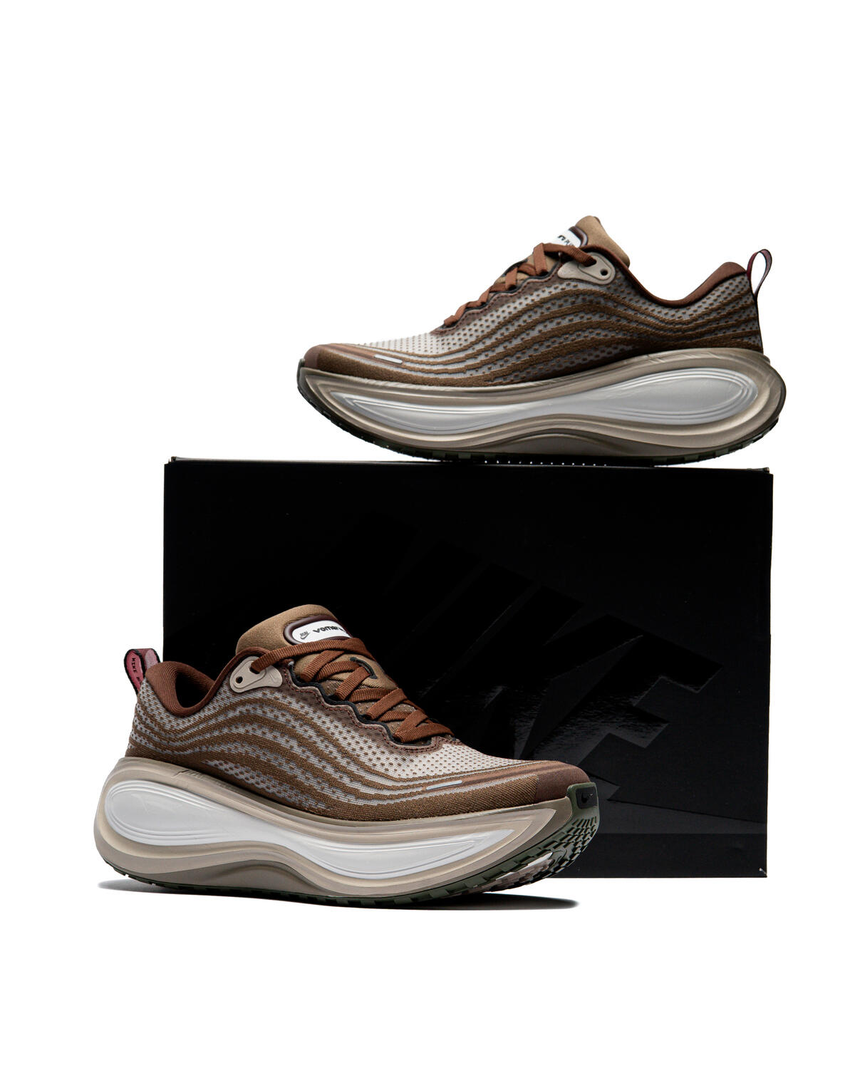 Nike Vomero Plus QS (Off Noir/Pecan-Phantom-Natural) 11/21 - Image 68