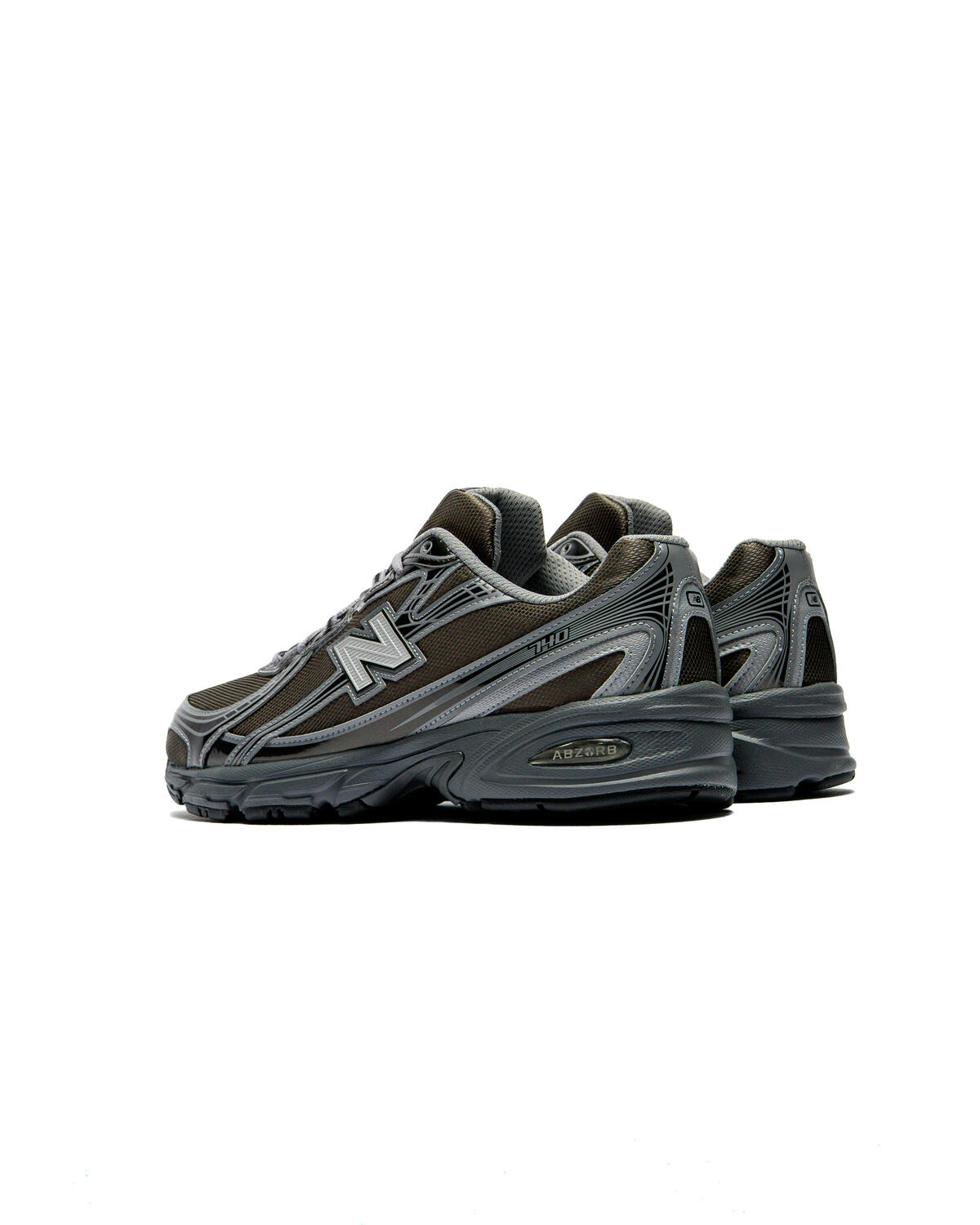 New Balance 740 Black Metallic - Image 18