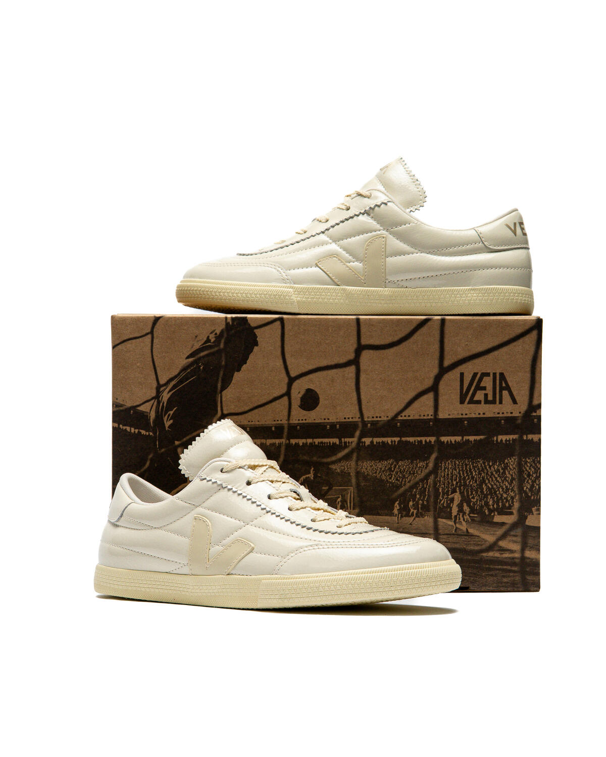 Veja Womens Panenka Patent Leather Sneakers - Off White - Image 13