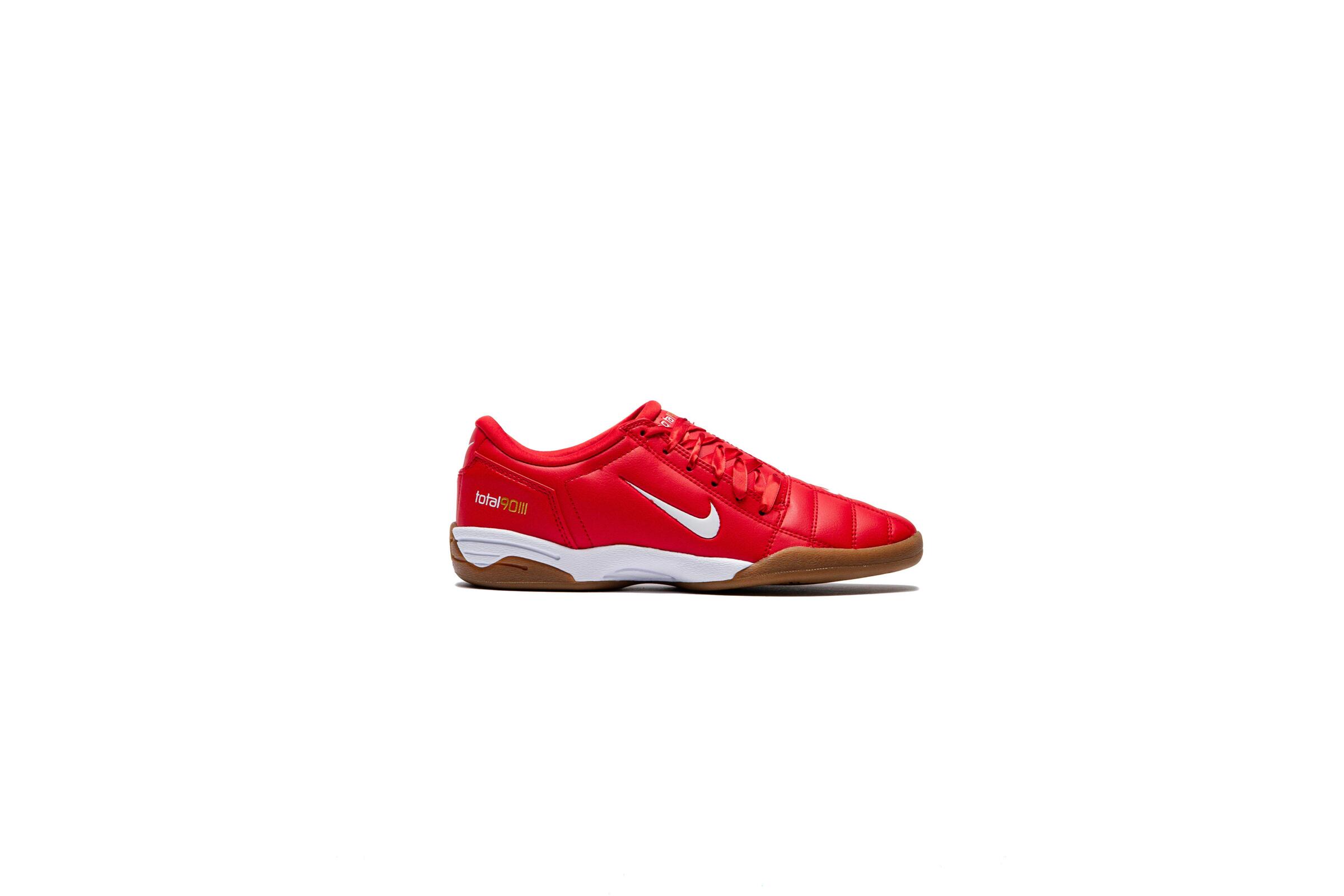 Nike WMNS Total 90