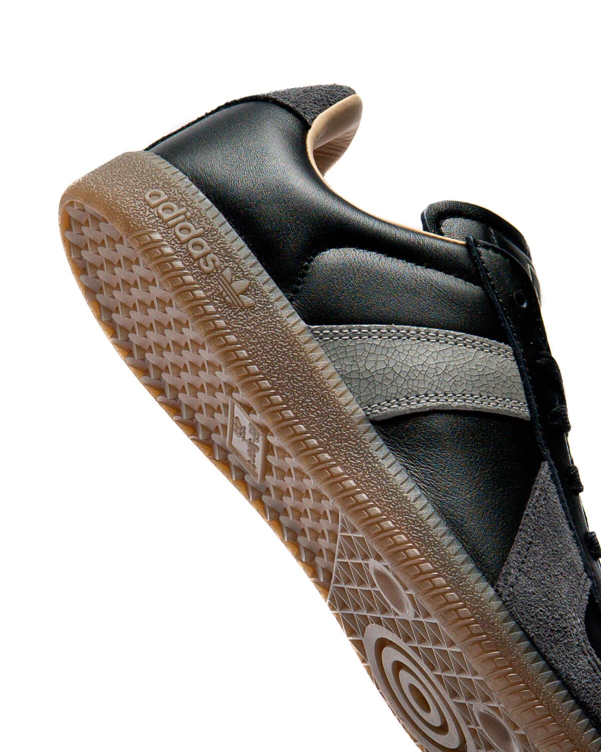 Adidas BW Army Core Black/Charcoal Solid Grey/Gum - Image 27