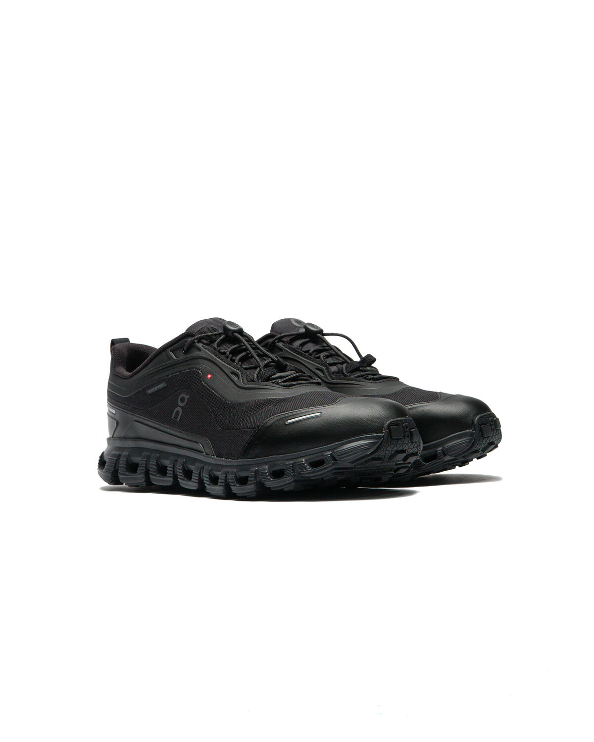 On Running Cloud 6 - Black / Black - Image 35