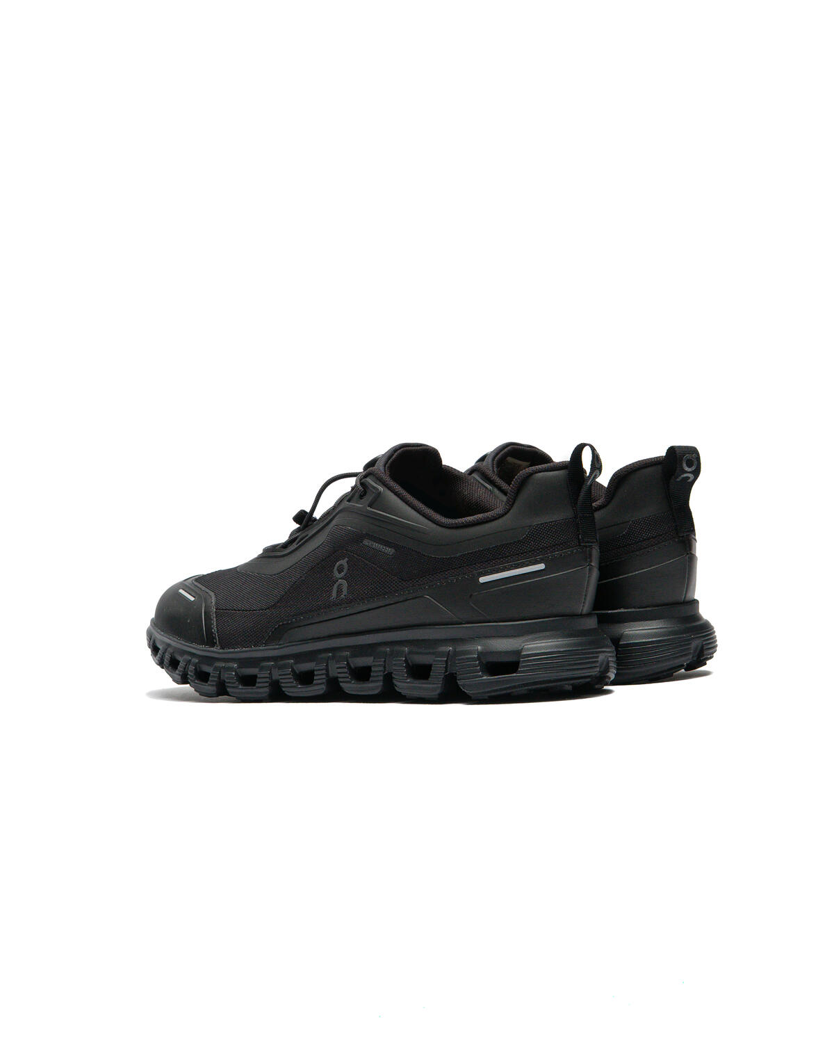 On Running Cloud 6 - Black / Black - Image 36