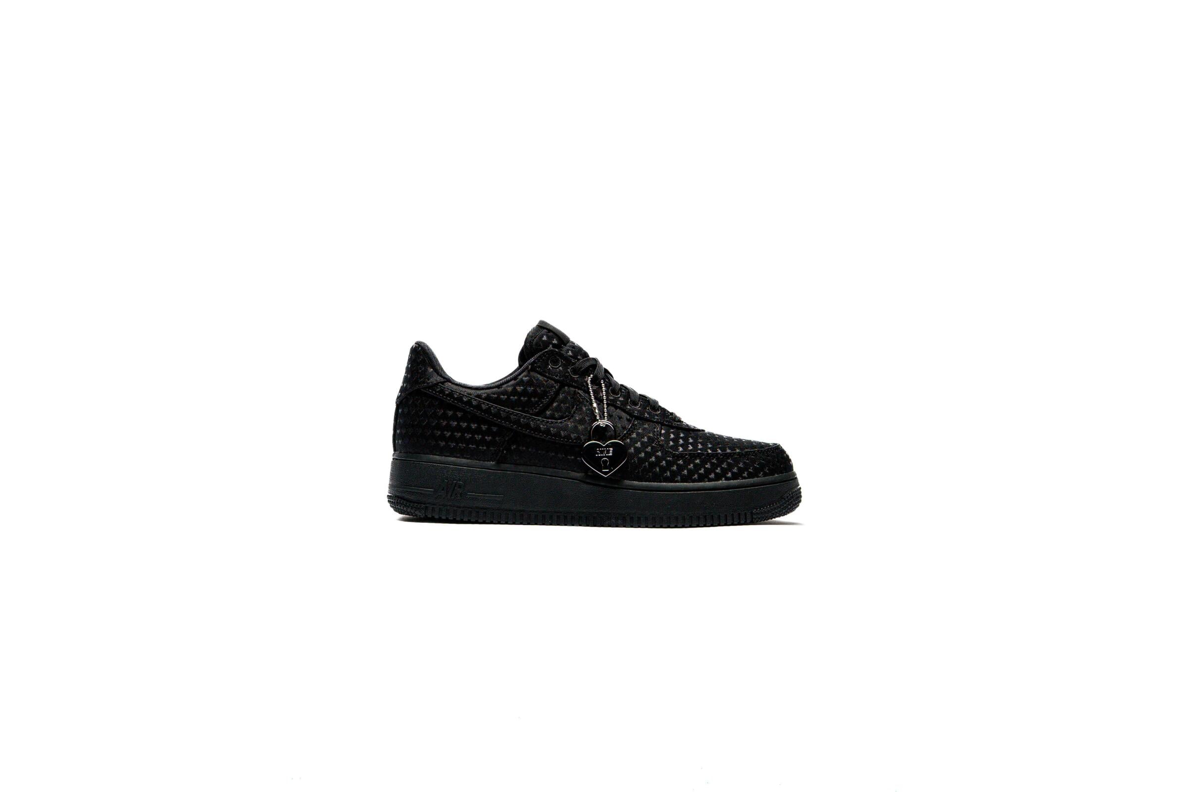 Nike WMNS AIR FORCE 1 ’07 LOW SE