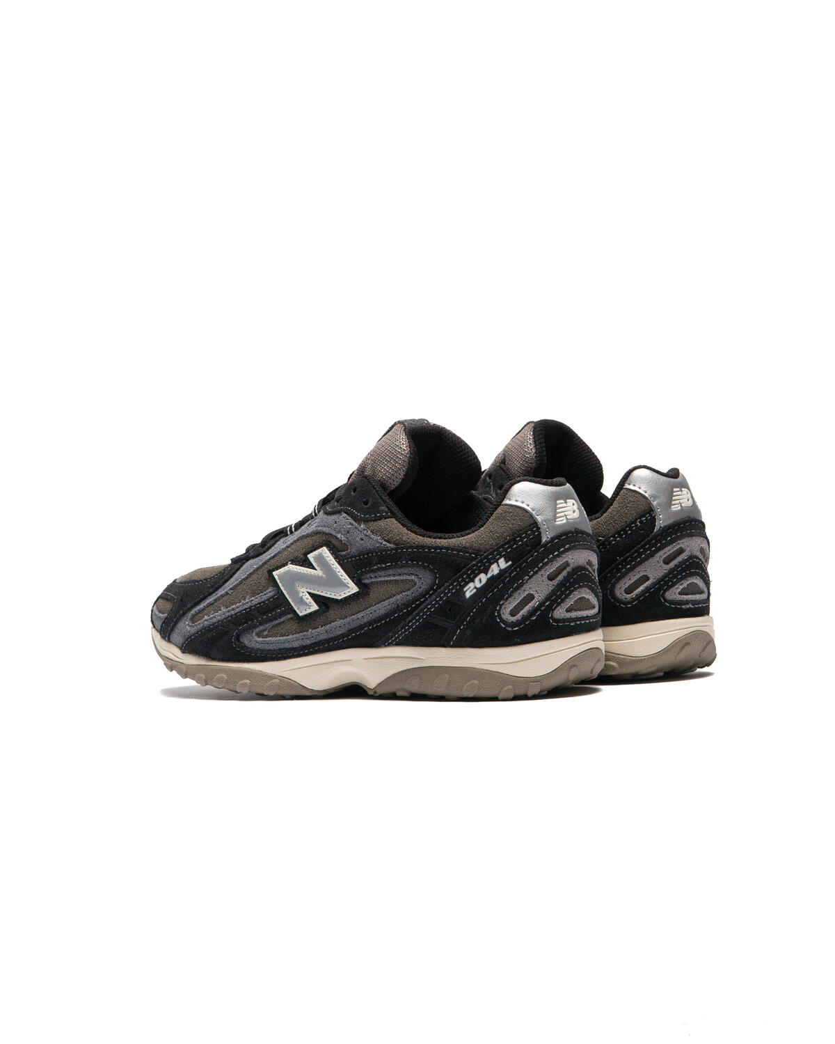 New Balance 204L Black / Magnet - Image 15