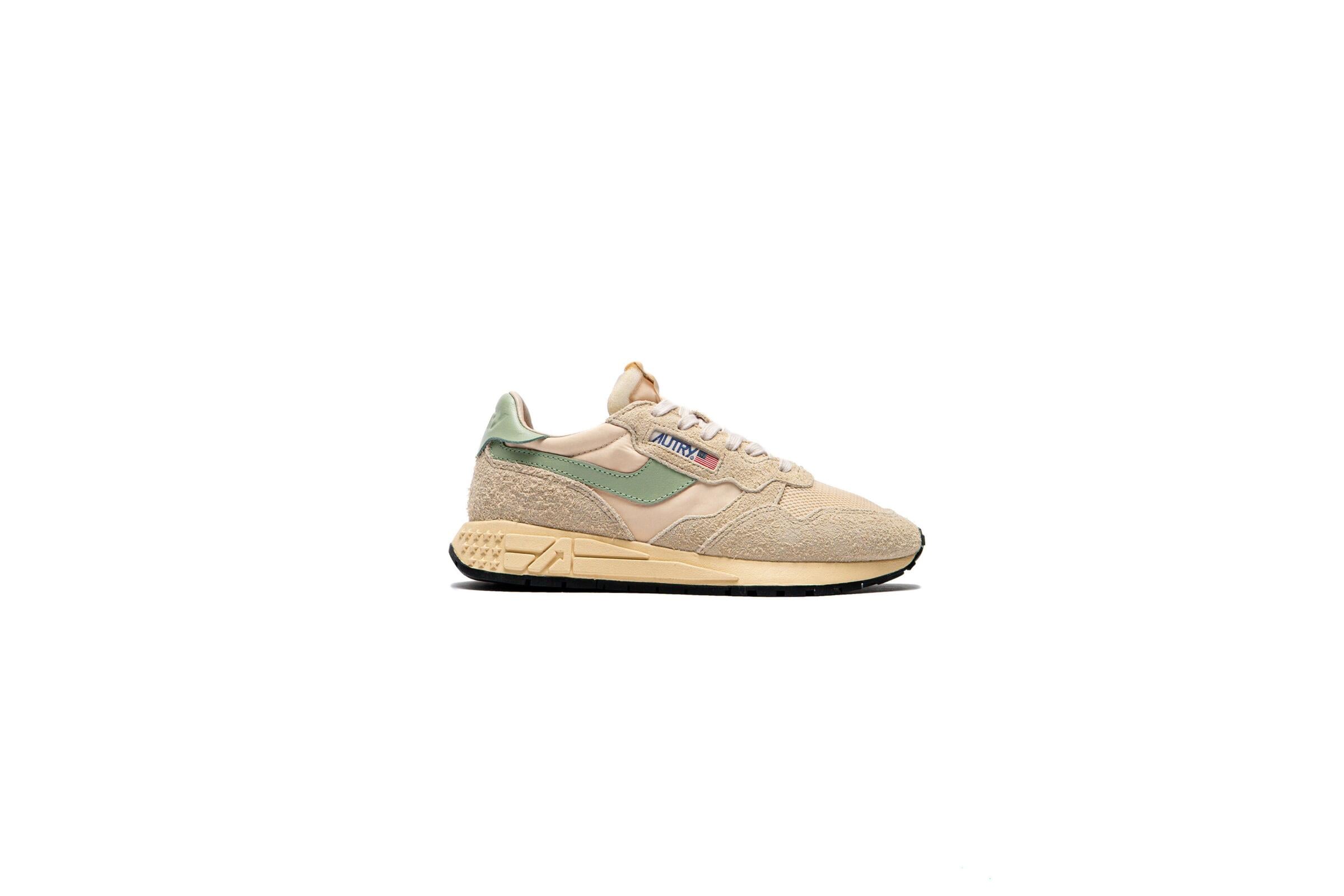 Autry Action Shoes WMNS REELWIND LOW
