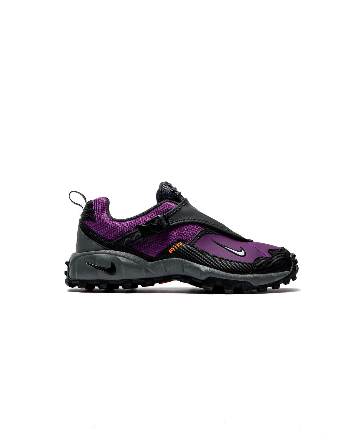 NIKE ACG PHASSAD new no box Nike ACG Phassad Available now in-store & Online. link in bio main image 4