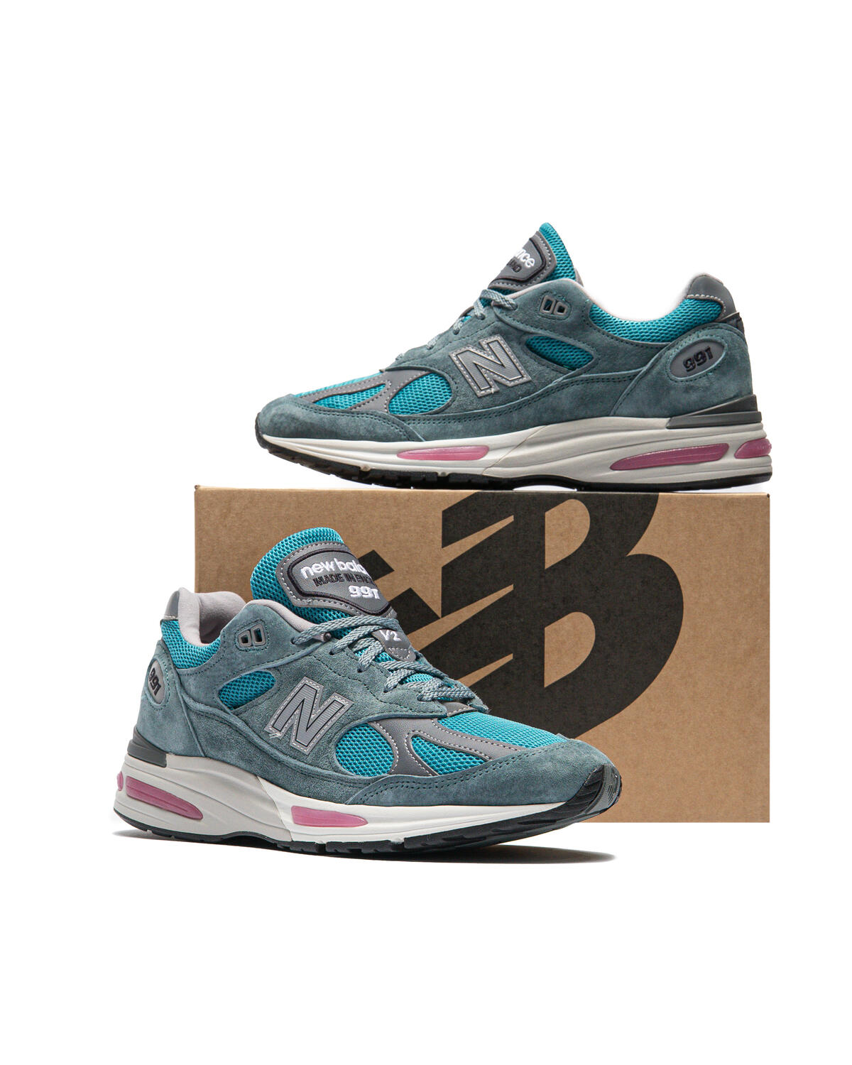 New Balance Made In UK 991v2 Porcelain Green - Image 24