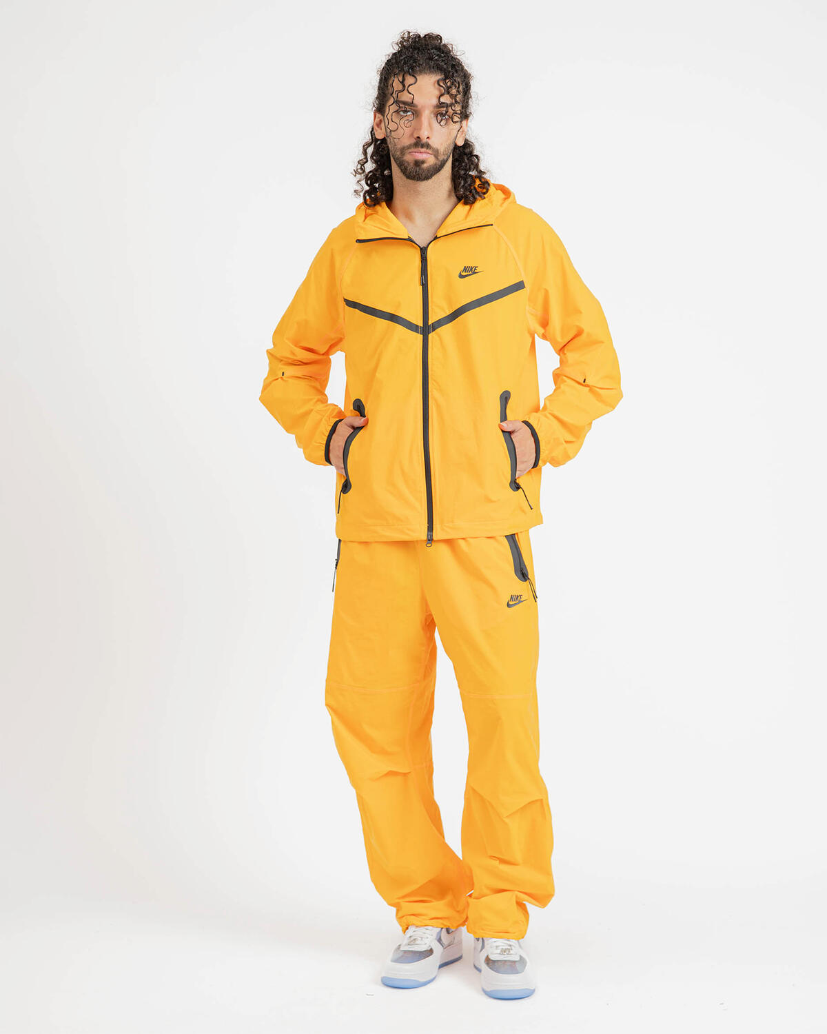 Nike Tech Woven Pants Sundial - Image 19