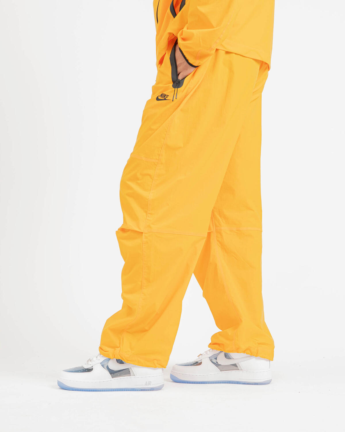 Nike Tech Woven Pants Sundial - Image 21