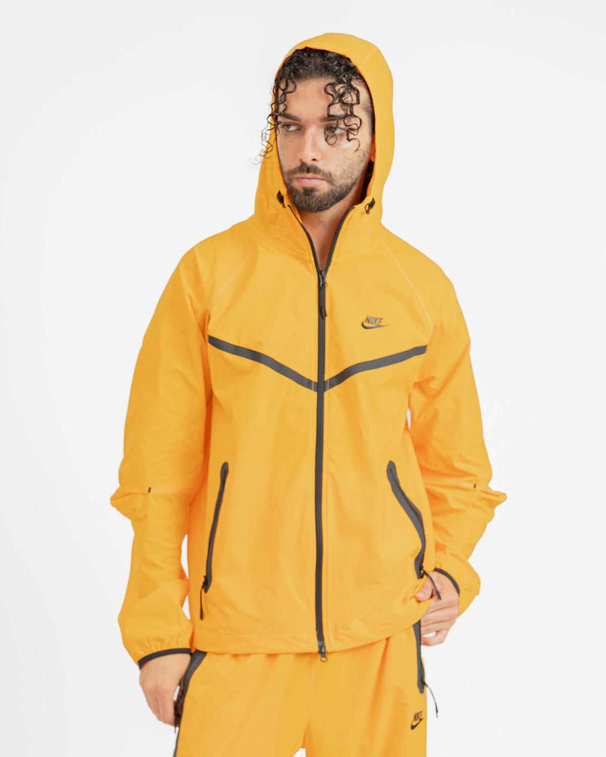 Nike Tech Woven Full-Zip Windrunner Jacket Sundial - Image 20