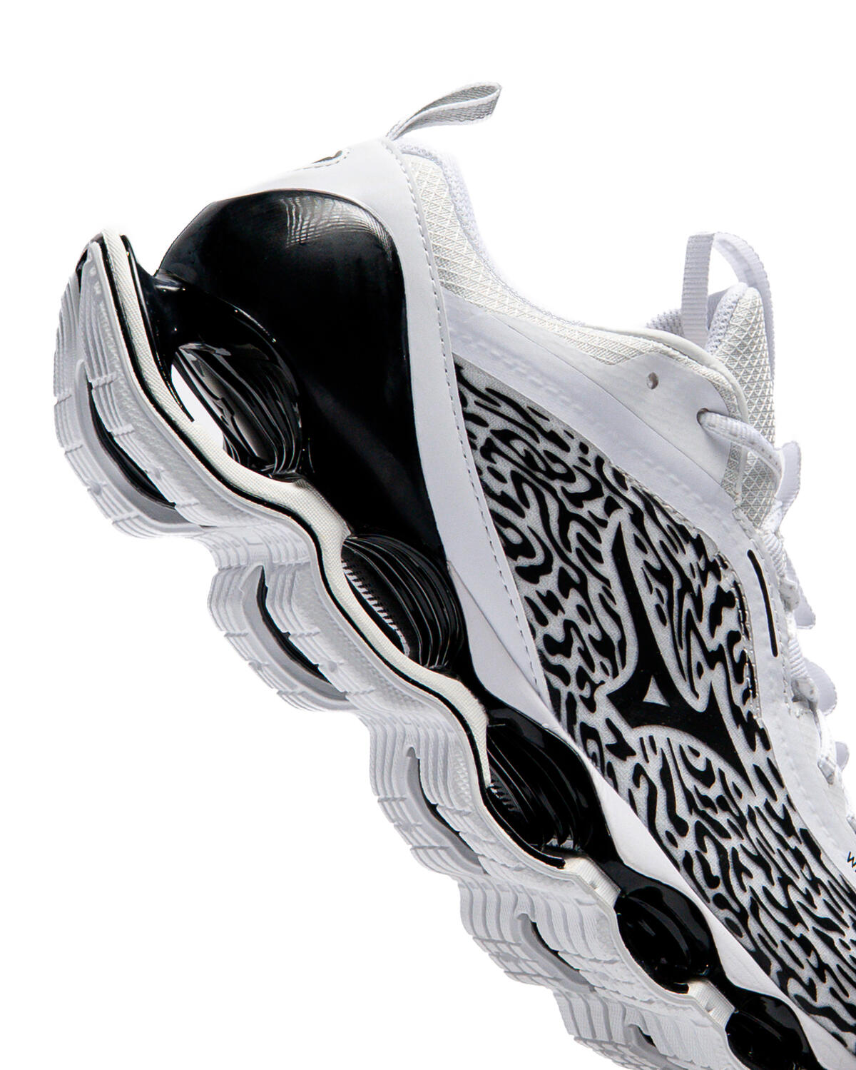 Mizuno WAVE Prophecy 13.2 - Image 24