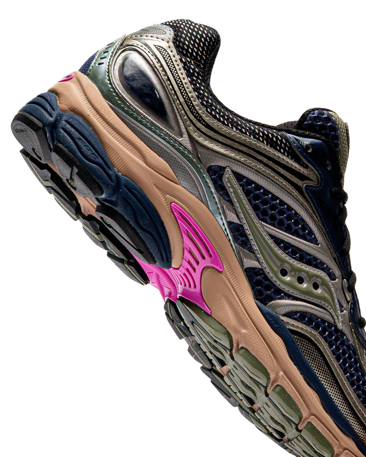 Saucony Progrid OMNI 9 Disrupt - Image 7