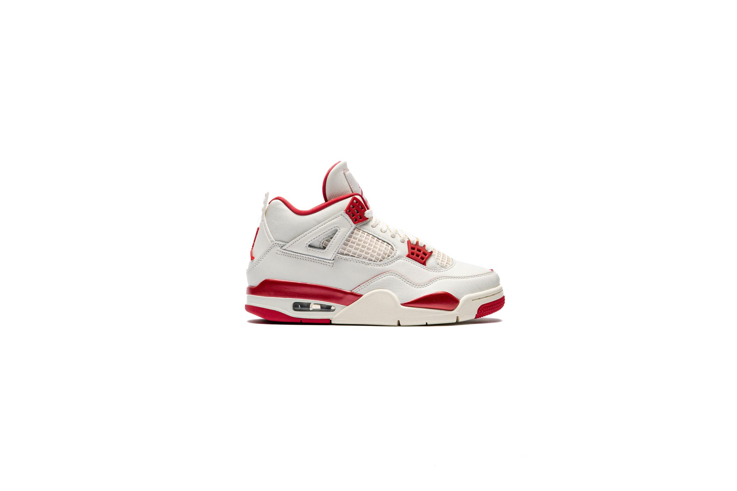 Air Jordan WMNS 4 Retro ‘Valentine’s Day’