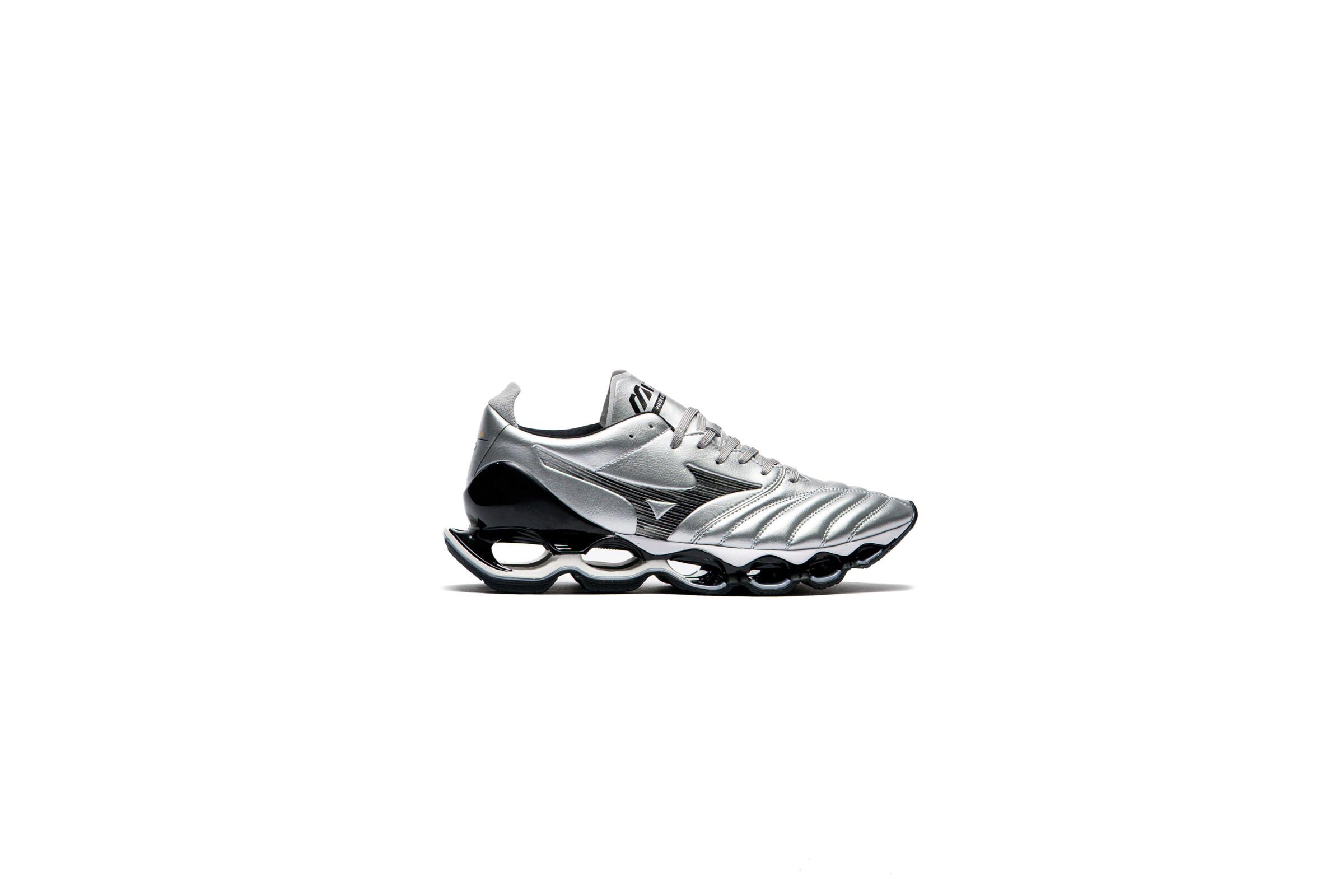 Mizuno WAVE PROPHECY MORELIA NEO