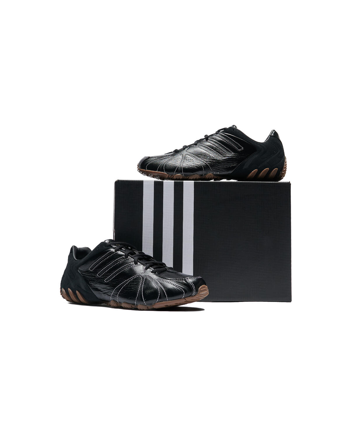 adidas WMNS Ghost Sprint - Core Black / Gum / Gold Metallic - Image 16
