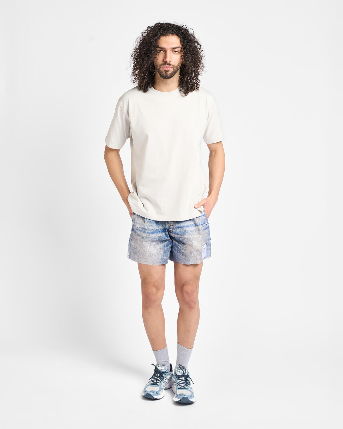 Satisfy PeaceShell 5 Unlined Shorts - Image 3