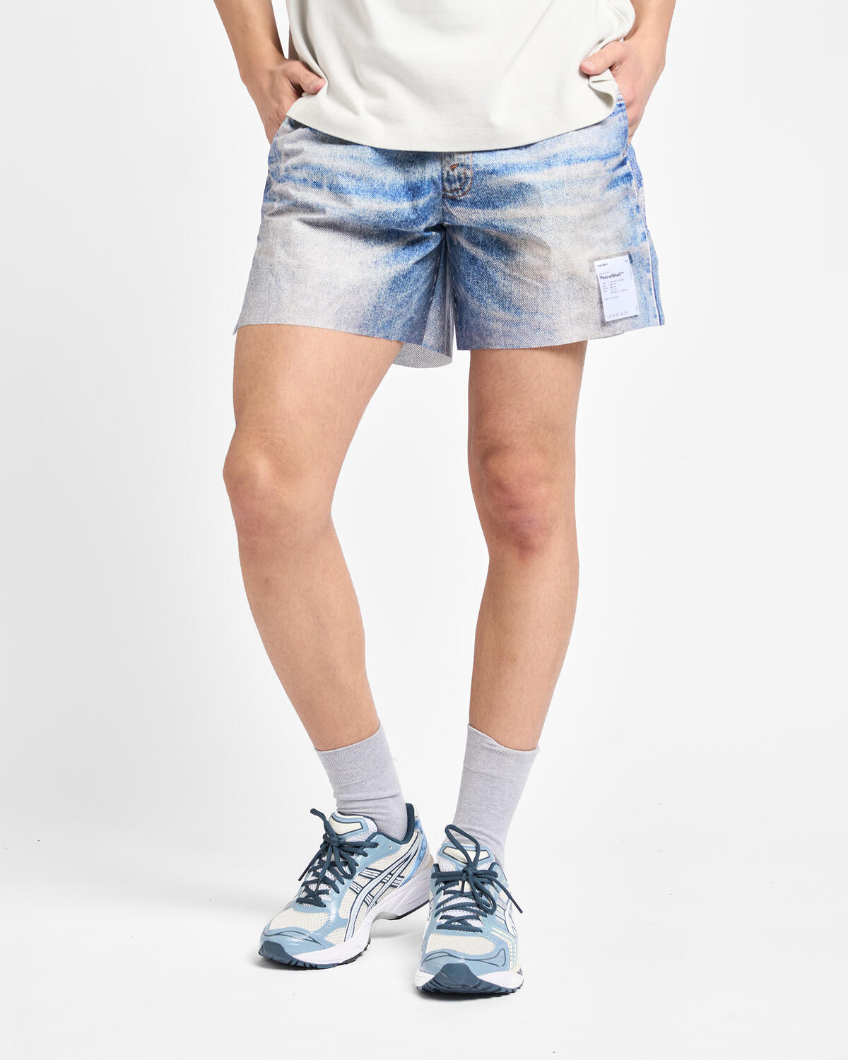 Satisfy PeaceShell 5 Unlined Shorts - Image 4