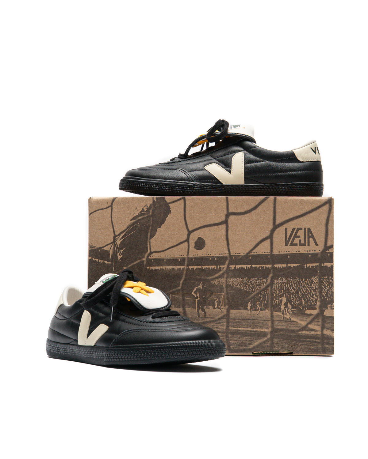 Veja x Magliano Women's Panenka Leather - Black - Image 12