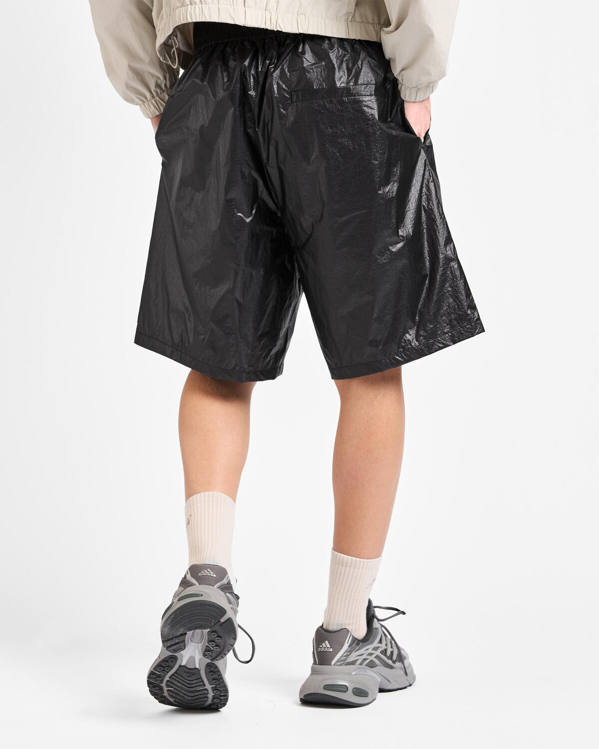 Arte Antwerp Big Logo Shorts - Image 6