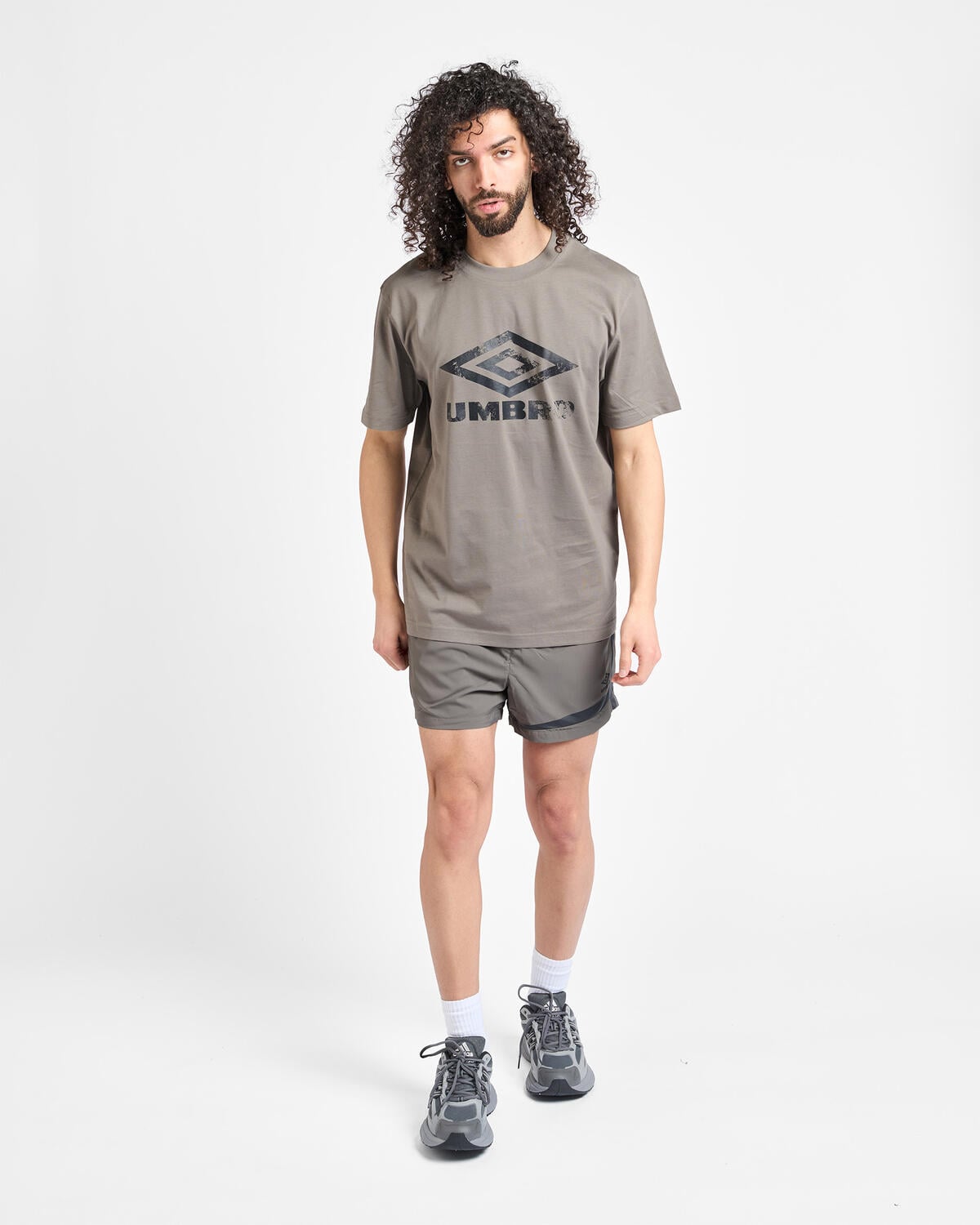 Umbro Distressed Large Logo Graphic Tee - Image 3