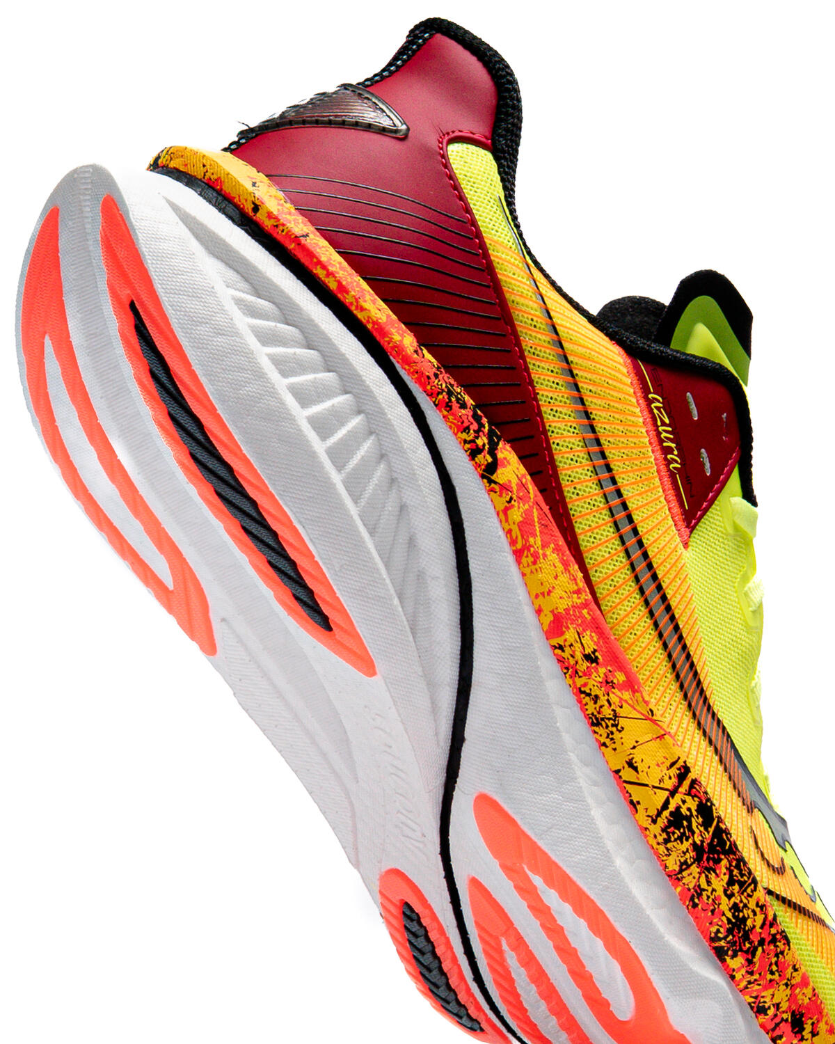 Saucony Endorphin Azura Hi Octane - Image 7