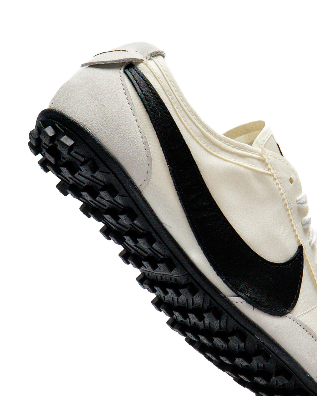 Nike - Women's Nike Moon Shoe OG - (Soft Pearl) - Image 22