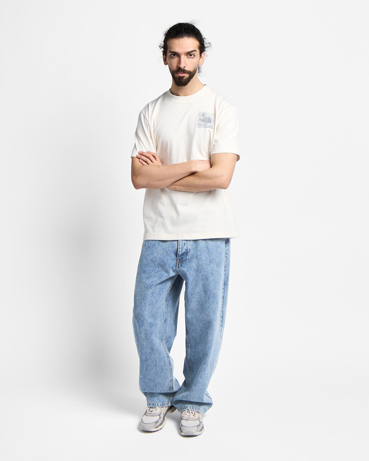 The North Face Mountain Escape Relaxed S/S Tee White - Image 3