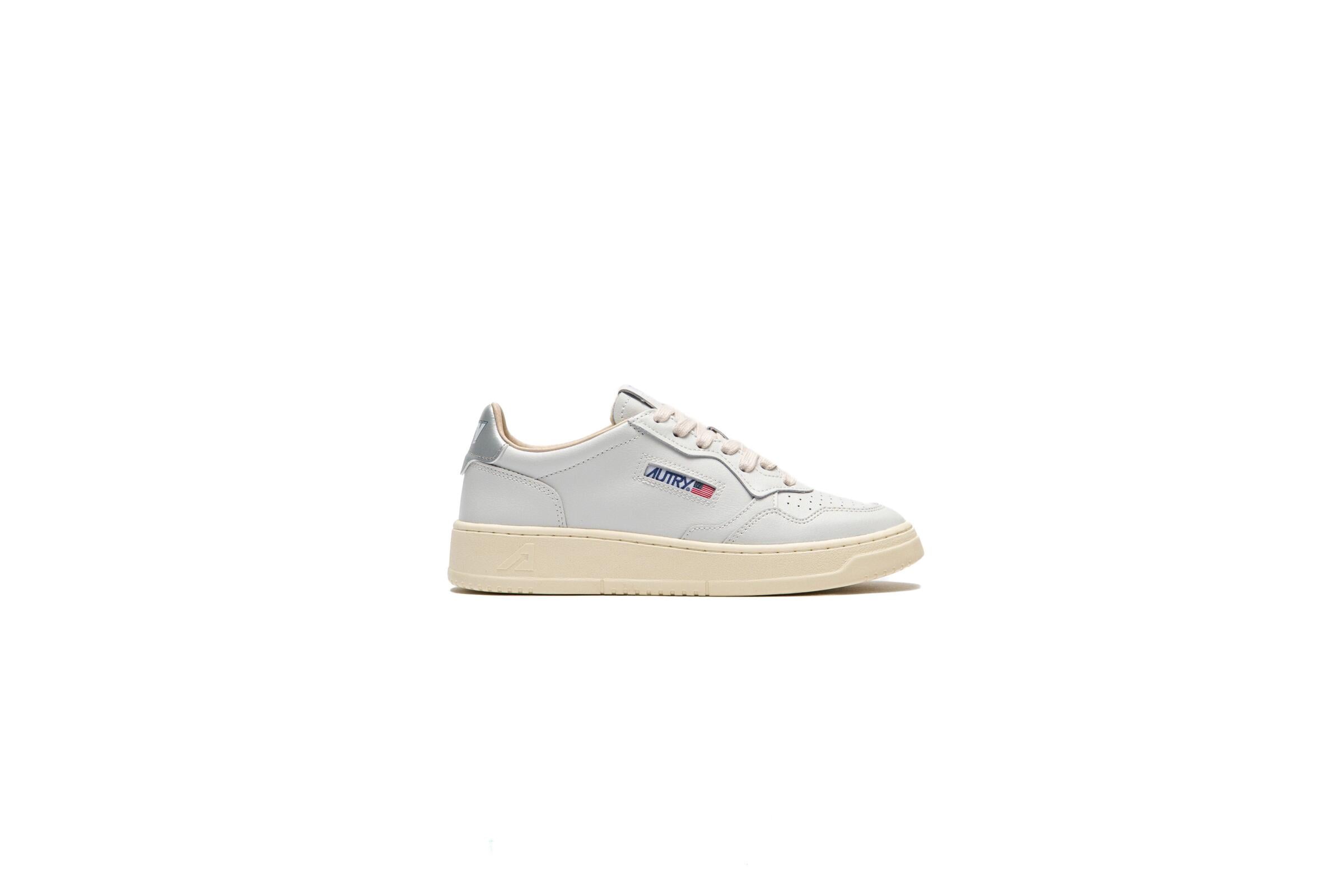 Autry Action Shoes WMNS MEDALIST LOW