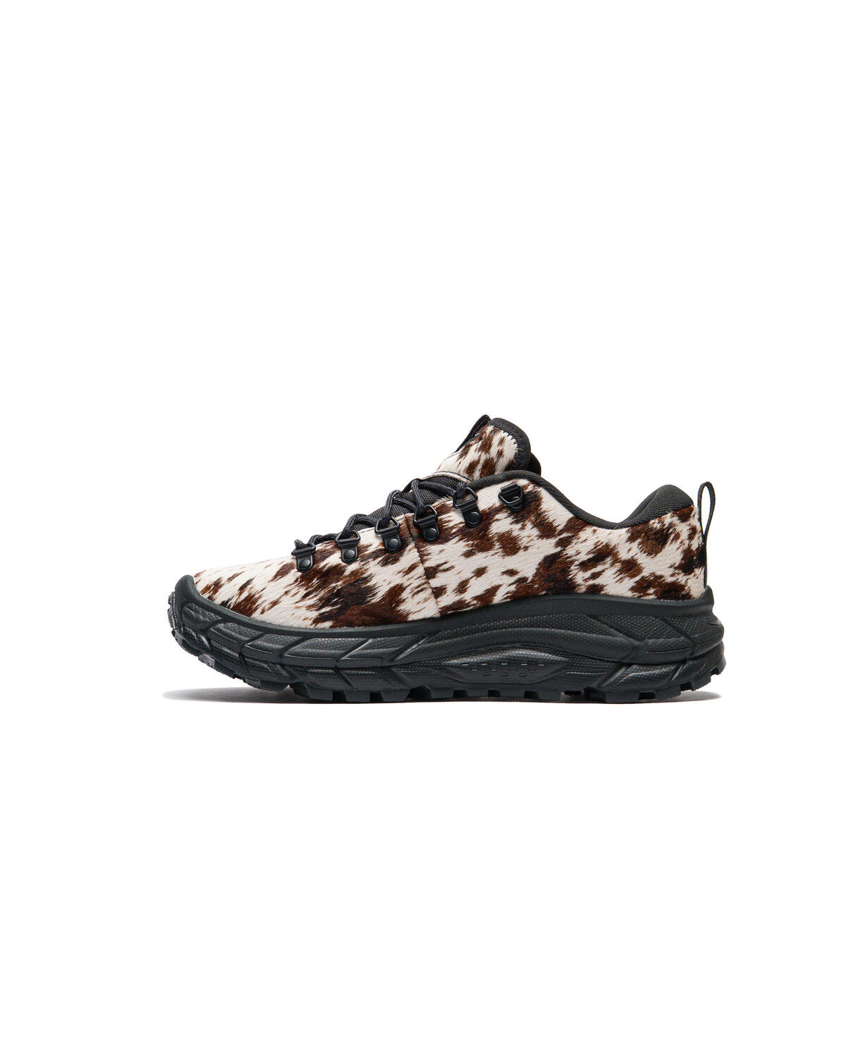 Hoka Tor Summit + - Pirate Black/Pirate Black - Image 25